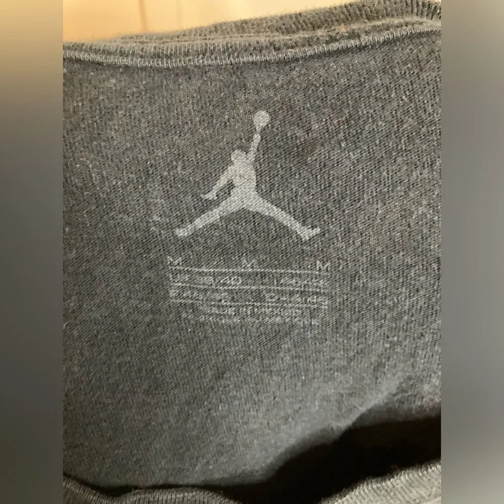 Jordan Hanging Shoes Black T Shirt Men's Size Medium
